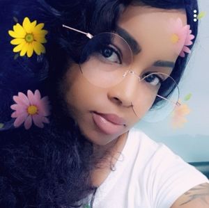 Meet your Posher, Nadia